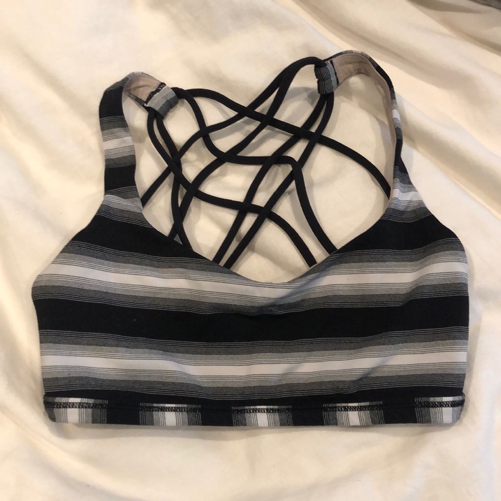 Lululemon Free To Be Wild Sports Bra Size 2